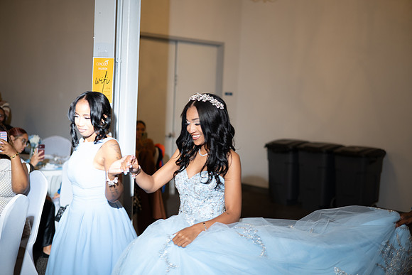 Jailyn -325