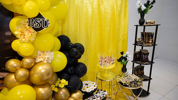Angelina's Trunk Party_-22