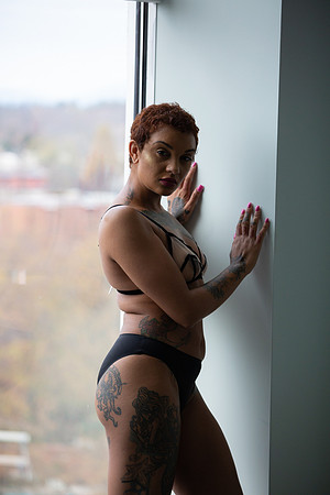 Leah_-24