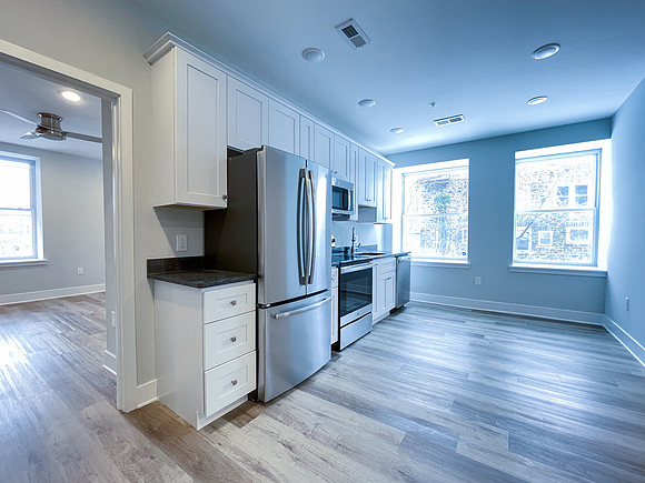845 N 63rd-7