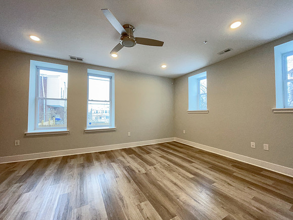 845 N 63rd-15-2