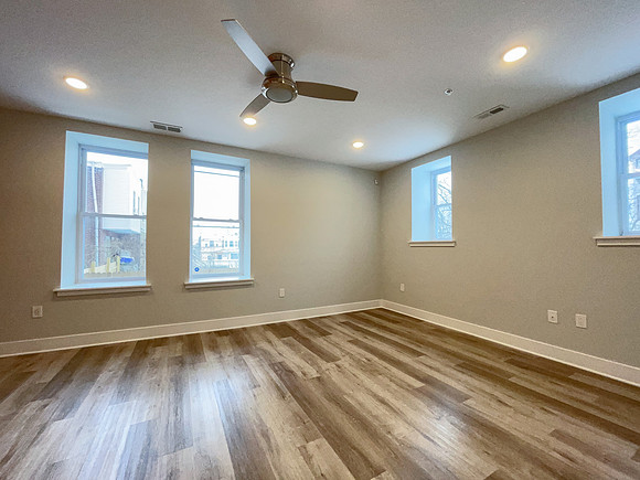 845 N 63rd-17-2
