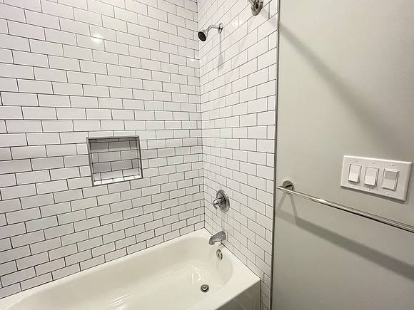845 N 63rd-20