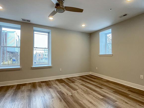 845 N 63rd-22-2
