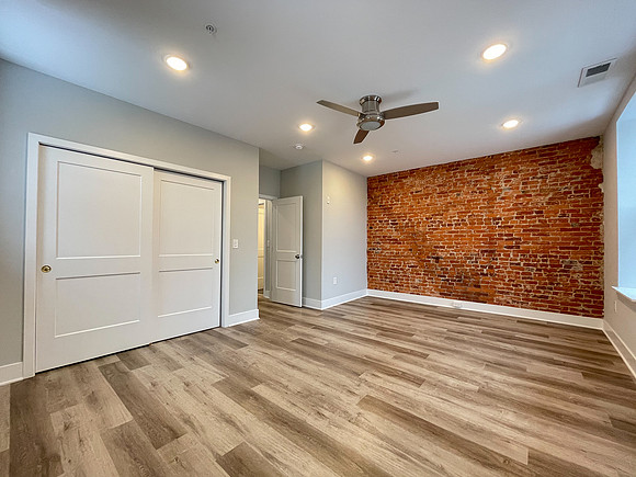 845 N 63rd-24-2