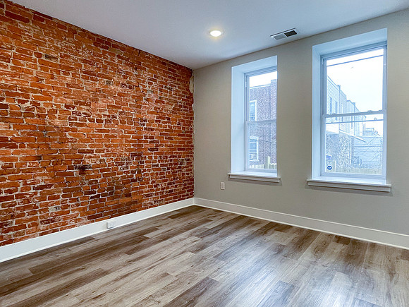845 N 63rd-32-2