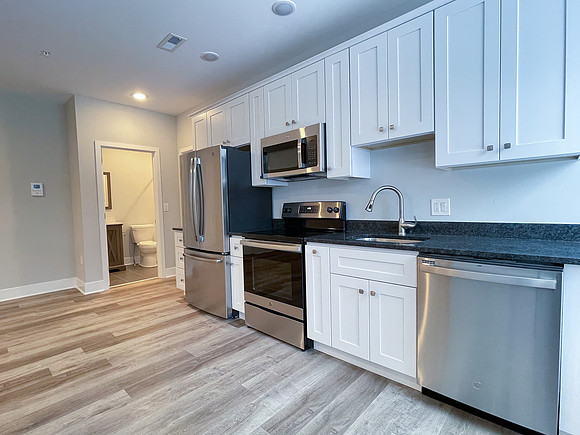 845 N 63rd-41