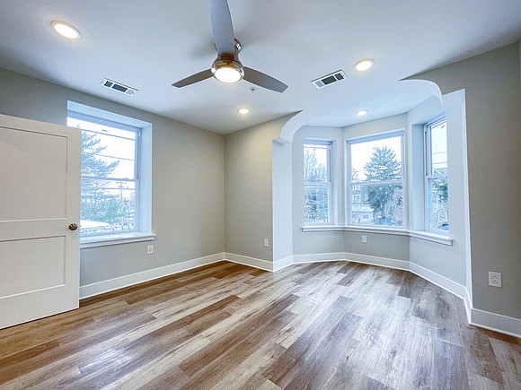 845 N 63rd-58