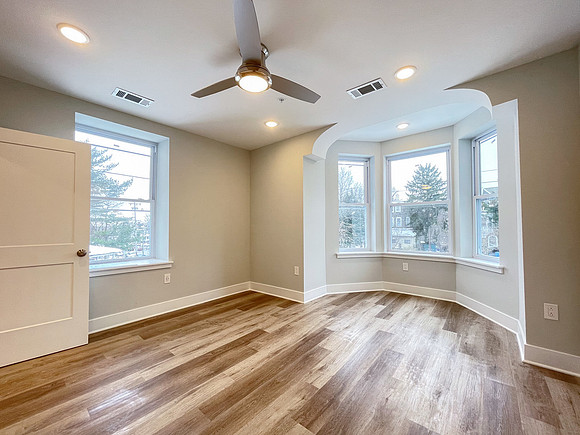 845 N 63rd-59