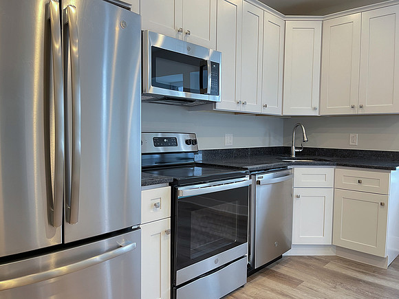 845 N 63rd-64