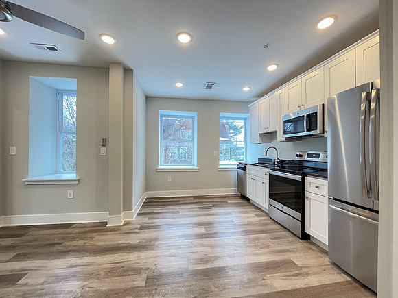 845 N 63rd-78