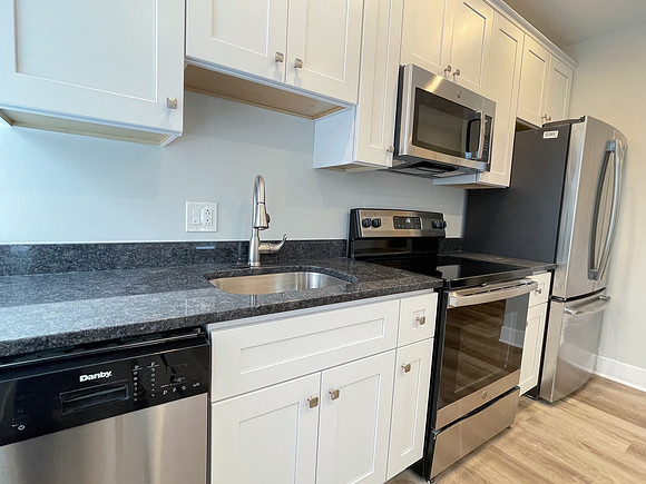 845 N 63rd-97
