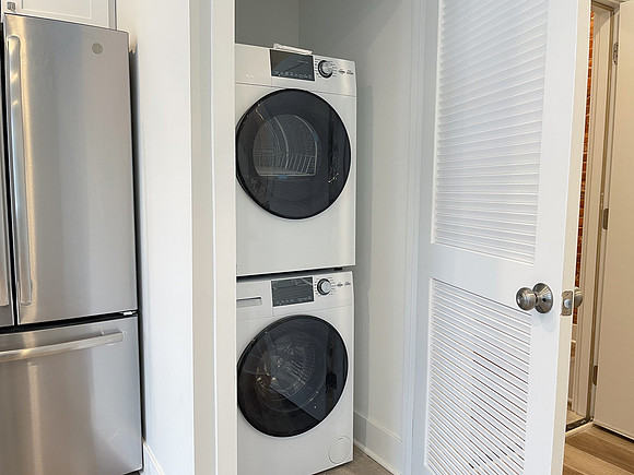 845 N 63rd-104