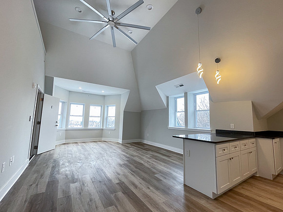 845 N 63rd-120