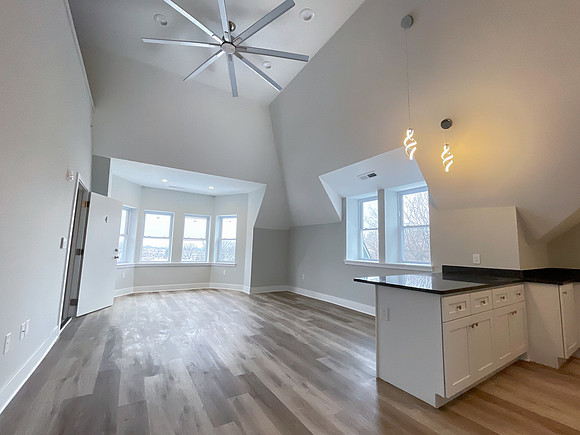 845 N 63rd-125