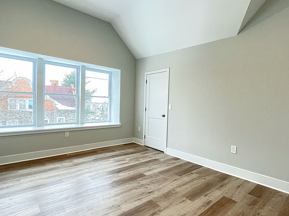 845 N 63rd-147