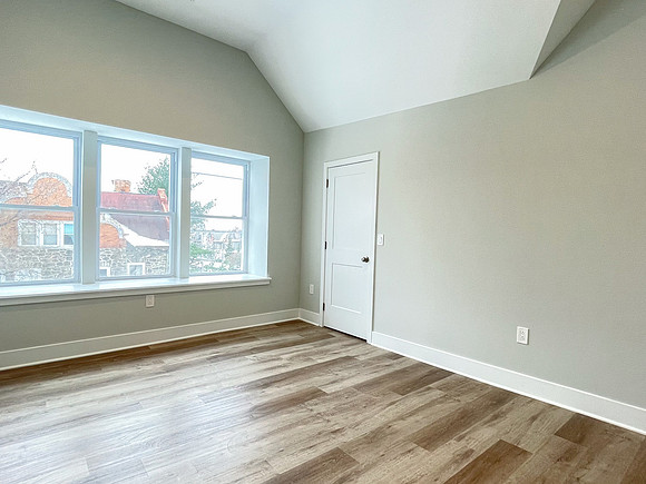845 N 63rd-150
