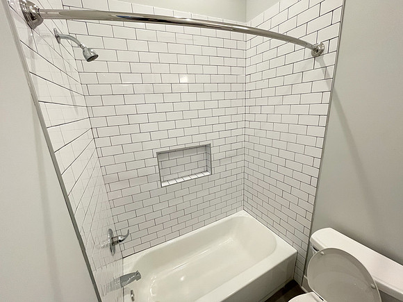 845 N 63rd-185