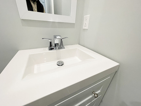 845 N 63rd-193