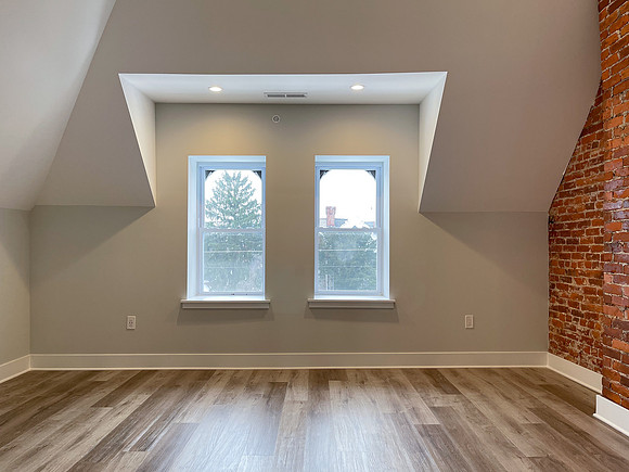 845 N 63rd-206