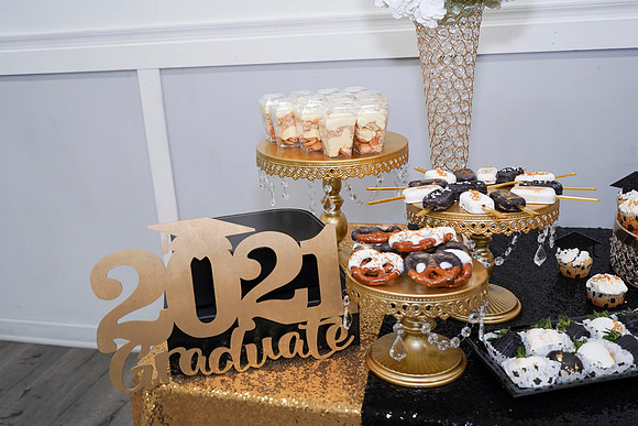 Grad Party for Ny-8