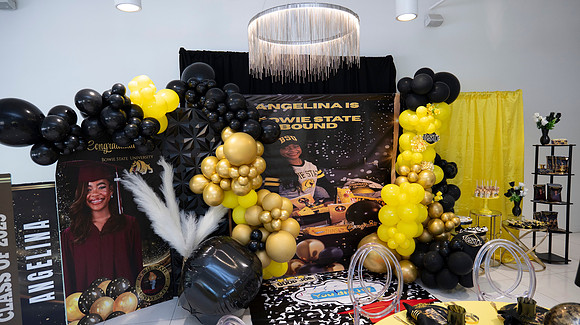 Angelina's Trunk Party_-8
